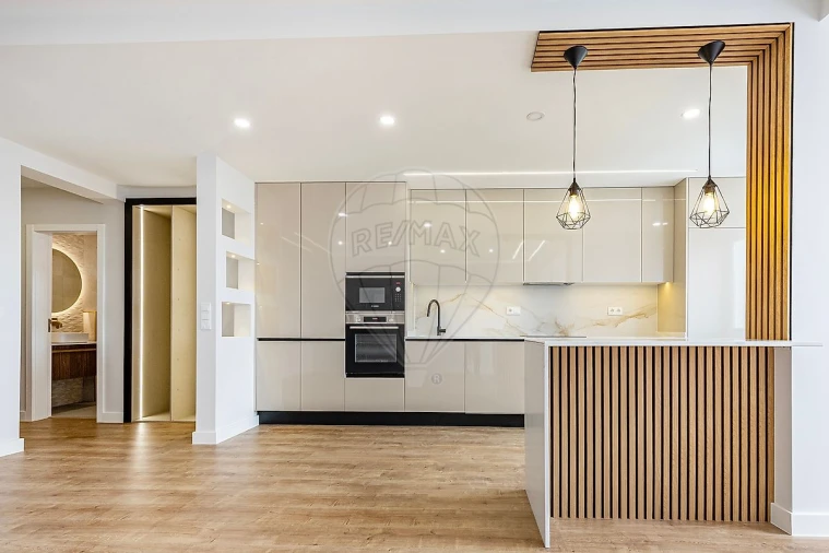 Apartamento T3 para Venda em Alfragide Foto 9