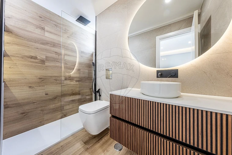 Apartamento T3 para Venda em Alfragide Foto 27