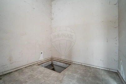 Loja para Venda em Vilar de Andorinho
