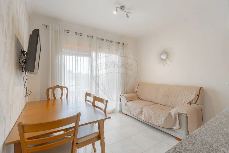 Apartamento T1 para Venda em Mafamude e Vilar do Paraíso Foto 11