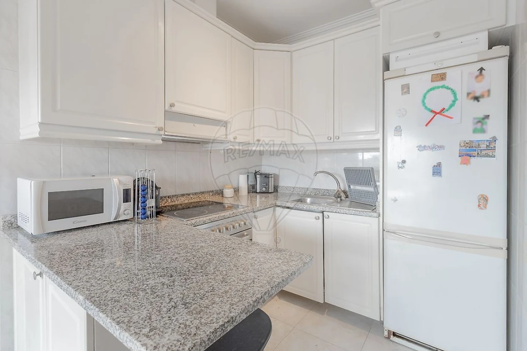 Apartamento T1 para Venda em Mafamude e Vilar do Paraíso Foto 2