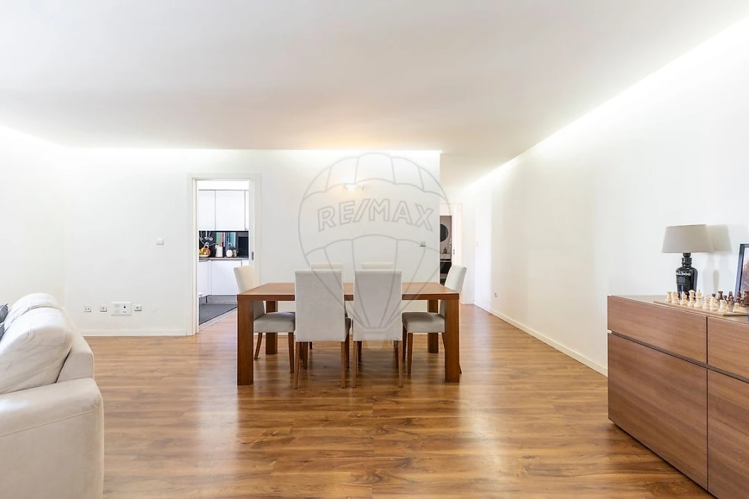 Apartamento T3 para Venda em Ramada e Caneças Foto 6