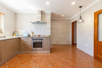 Moradia T3 para Venda em Santa Barbara