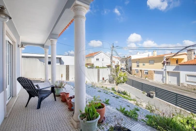 Moradia T3 para Venda em Santa Barbara