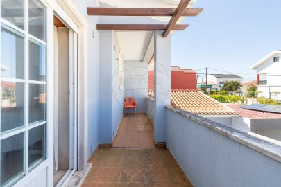 Moradia T3 para Venda em Santa Barbara