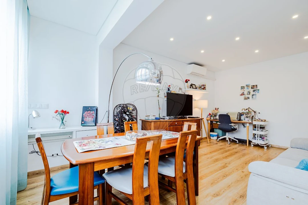 Apartamento T3 para Venda em Vila Franca de Xira Foto 6