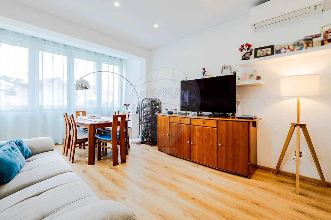Apartamento T3 para Venda em Vila Franca de Xira Foto 5