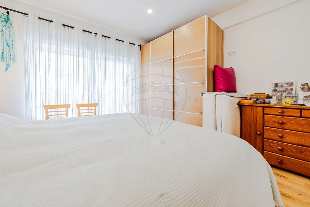 Apartamento T3 para Venda em Vila Franca de Xira Foto 16