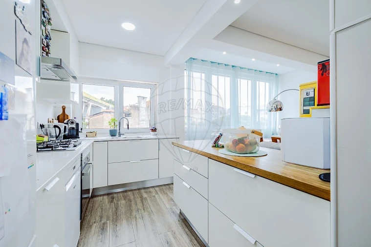 Apartamento T3 para Venda em Vila Franca de Xira Foto 10
