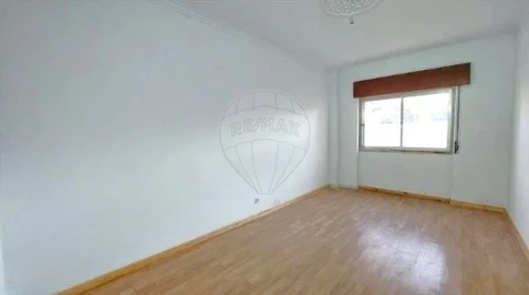 Apartamento T2 para Venda em Rio de Mouro