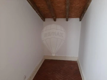 Apartamento T1 para Venda em Beato