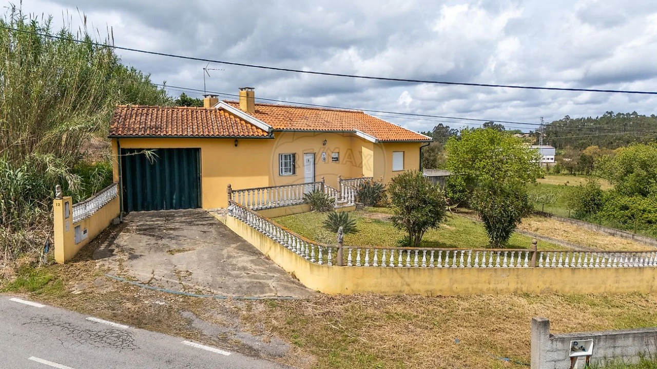 Moradia T2 para Venda em Amoreira da Gândara, Paredes do Bairro e Ancas Foto 10