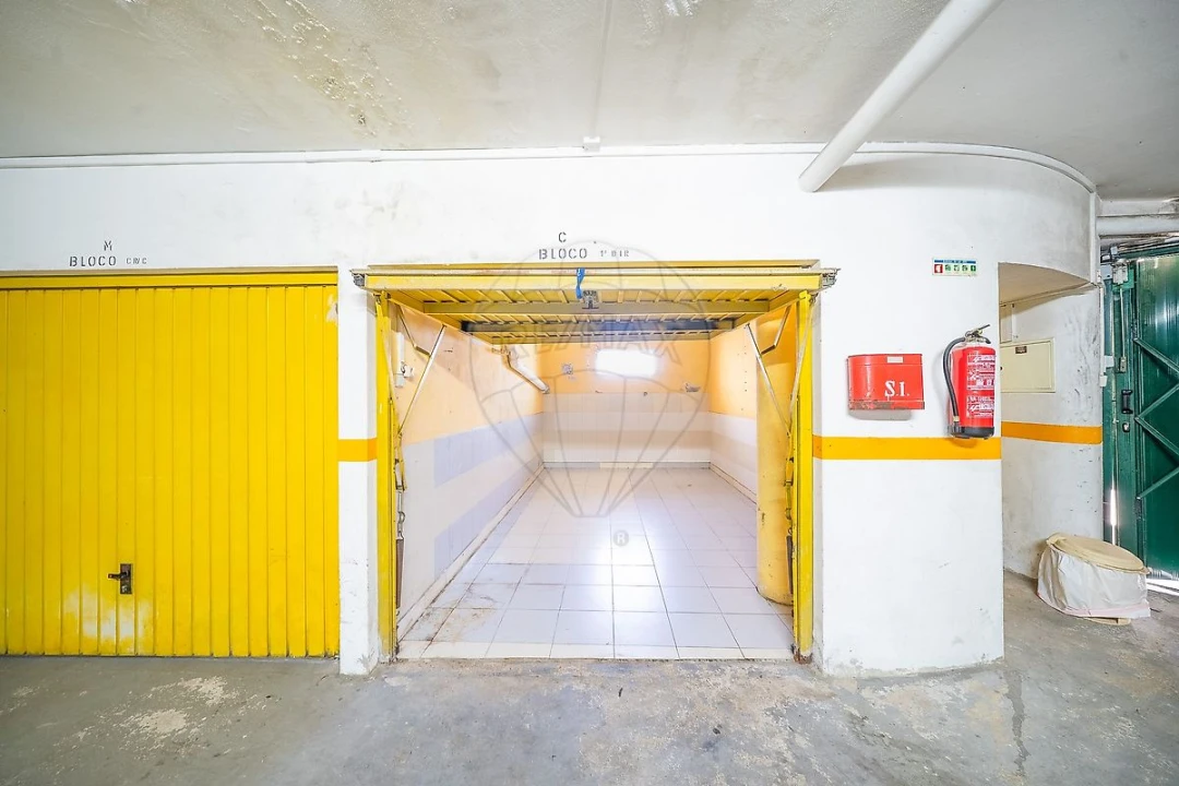 Apartamento T3 para Arrendamento em Glória e Vera Cruz Foto 29