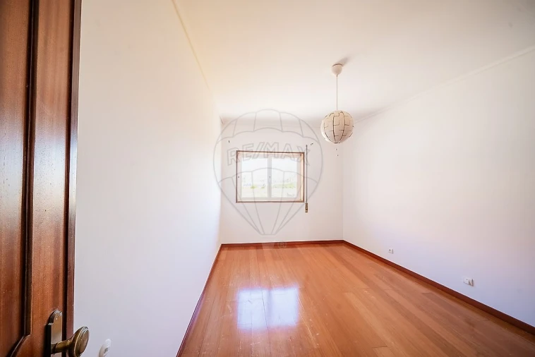 Apartamento T3 para Arrendamento em Glória e Vera Cruz Foto 15