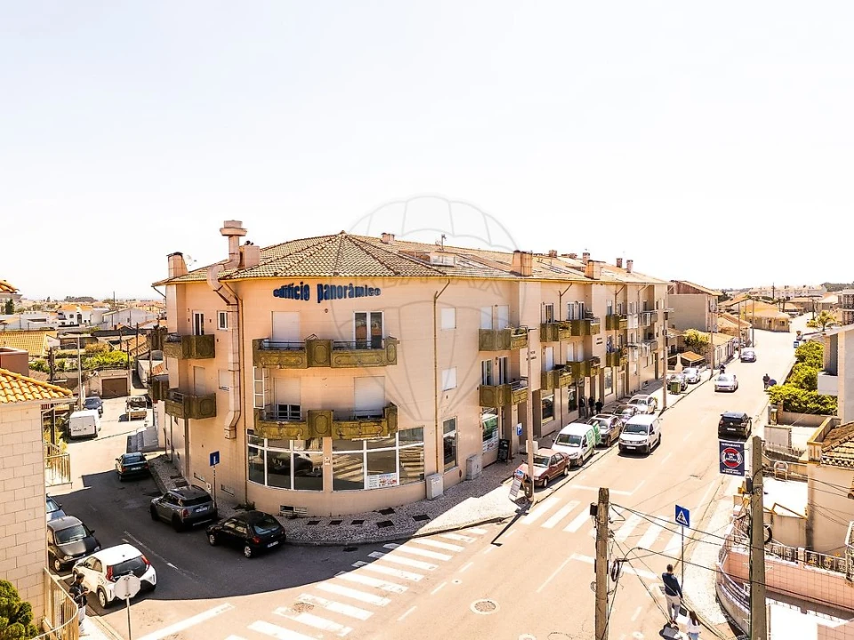Apartamento T3 para Arrendamento em Glória e Vera Cruz Foto 1