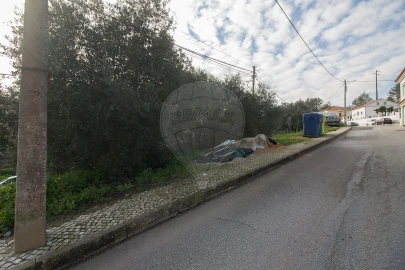 Terreno para Venda em Alenquer (Santo Estêvão e Triana)
