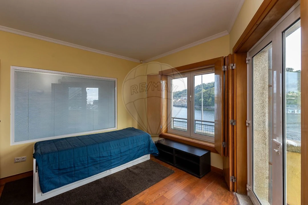 Apartamento T2 para Arrendamento em Lordelo do Ouro e Massarelos Foto 34