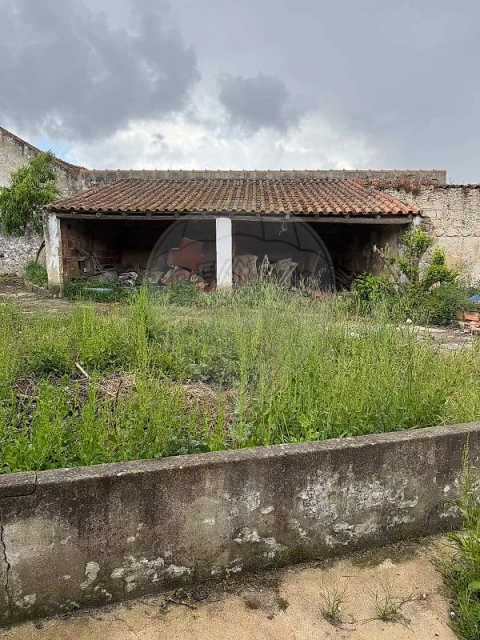 Moradia T2 para Venda em Manique do Intendente, Vila Nova de São Pedro e Maçussa