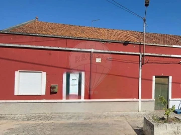 Moradia T4 para Venda em Pegões