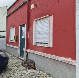 Moradia T4 para Venda em Pegões