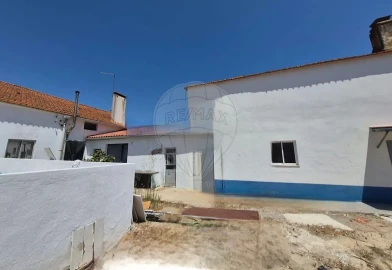 Moradia T4 para Venda em Pegões