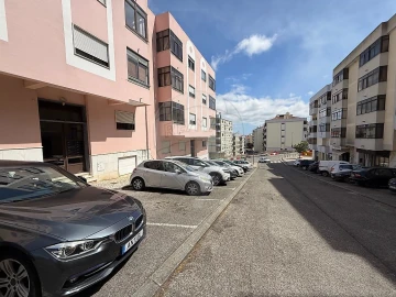 Apartamento T2 para Venda em Queluz e Belas