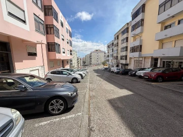Apartamento T2 para Venda em Queluz e Belas