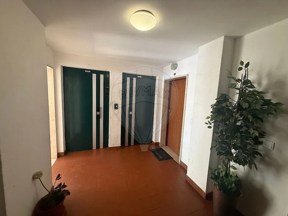 Apartamento T3 para Venda em Cacém e São Marcos Foto 21