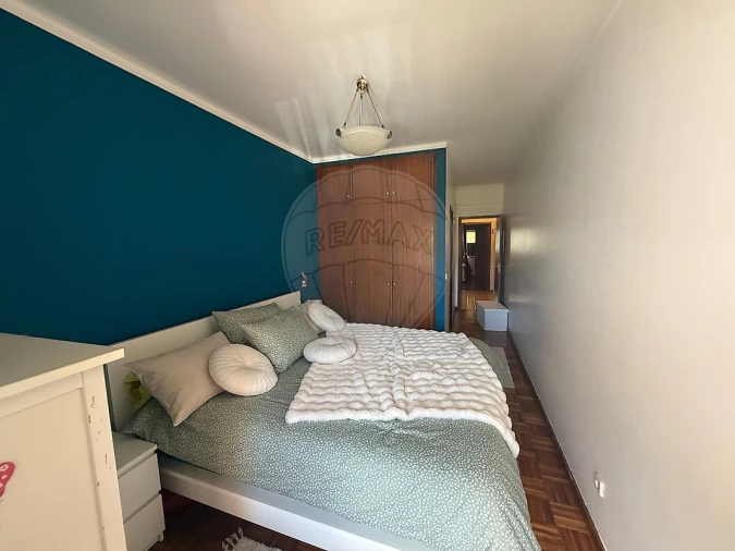 Apartamento T3 para Venda em Cacém e São Marcos Foto 3