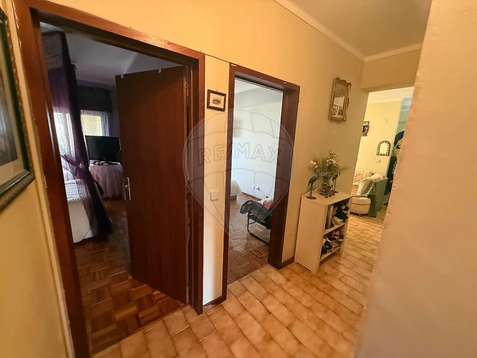 Apartamento T3 para Venda em Cacém e São Marcos Foto 18