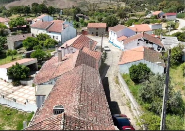 Moradia T4 para Venda em Vila Velha de Rodão