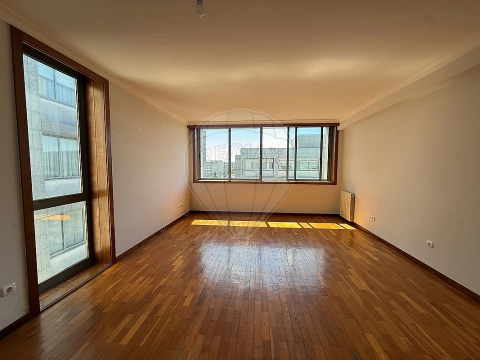 Apartamento T2 para Venda em Moreira Foto 24