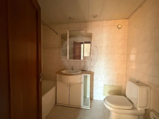 Apartamento T2 para Venda em Moreira Foto 14