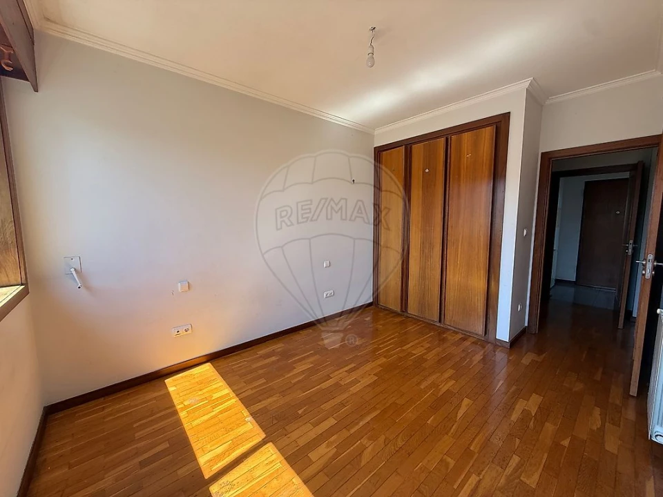 Apartamento T2 para Venda em Moreira Foto 18