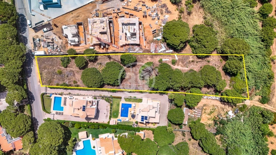 Terreno para Venda em Albufeira e Olhos de Água Foto 2