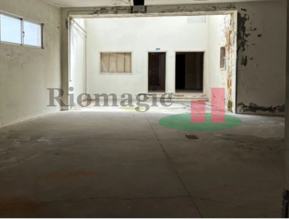 Armazém para Venda em Gaeiras Foto 3