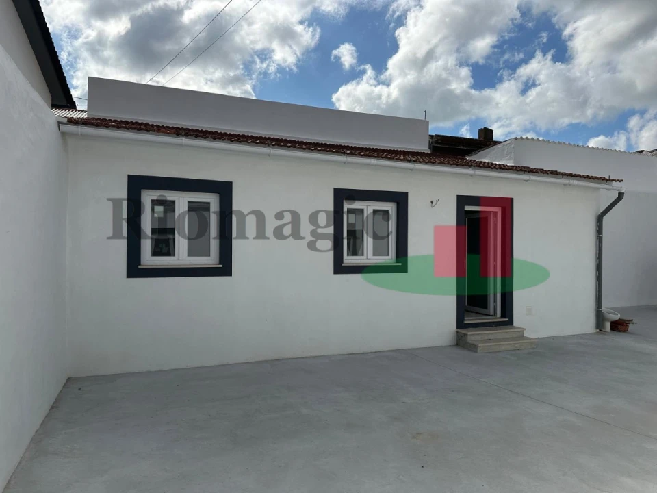 Moradia T3 para Venda em Carvalhal Foto 18
