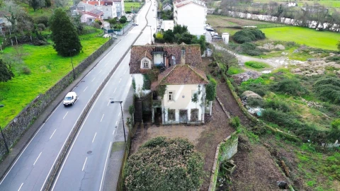 Moradia T5 para Venda em Paço