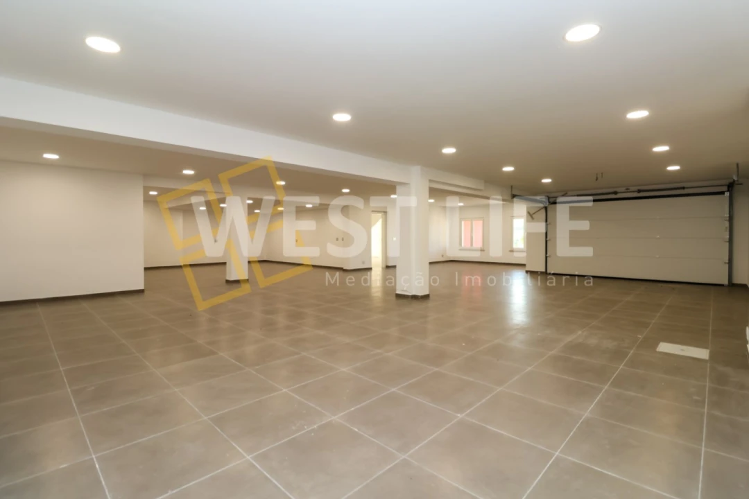 Moradia T4 para Venda em São Pedro da Cadeira Foto 33