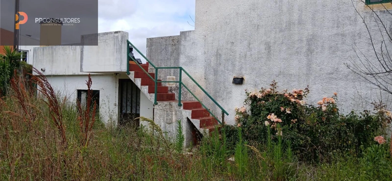 Moradia T5 para Venda em Vila Nova de Monsarros Foto 10
