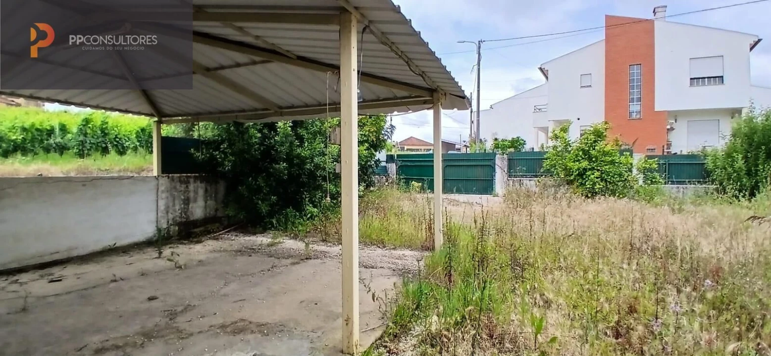 Moradia T5 para Venda em Vila Nova de Monsarros Foto 12