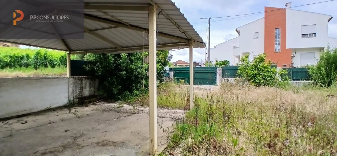 Moradia T5 para Venda em Vila Nova de Monsarros Foto 12