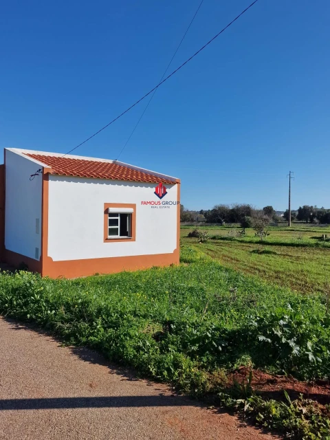 Moradia T1 para Venda em Odiaxere