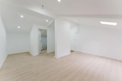 Moradia T3 para Venda em Marvila, Ribeira Santarém, São Salvador, São Nicolau