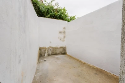 Moradia T3 para Venda em Marvila, Ribeira Santarém, São Salvador, São Nicolau