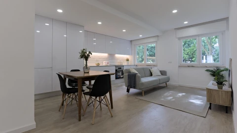 Apartamento T3 para Venda em Agualva e Mira-Sintra