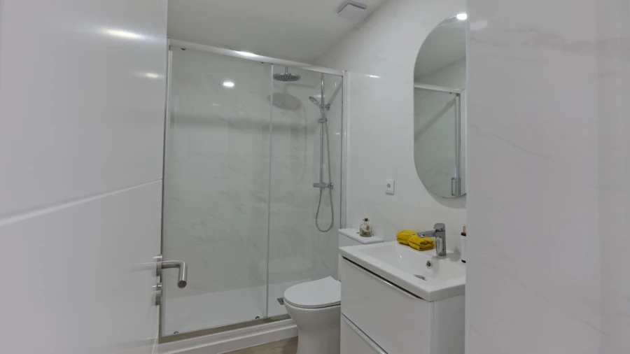 Apartamento T3 para Venda em Agualva e Mira-Sintra Foto 14