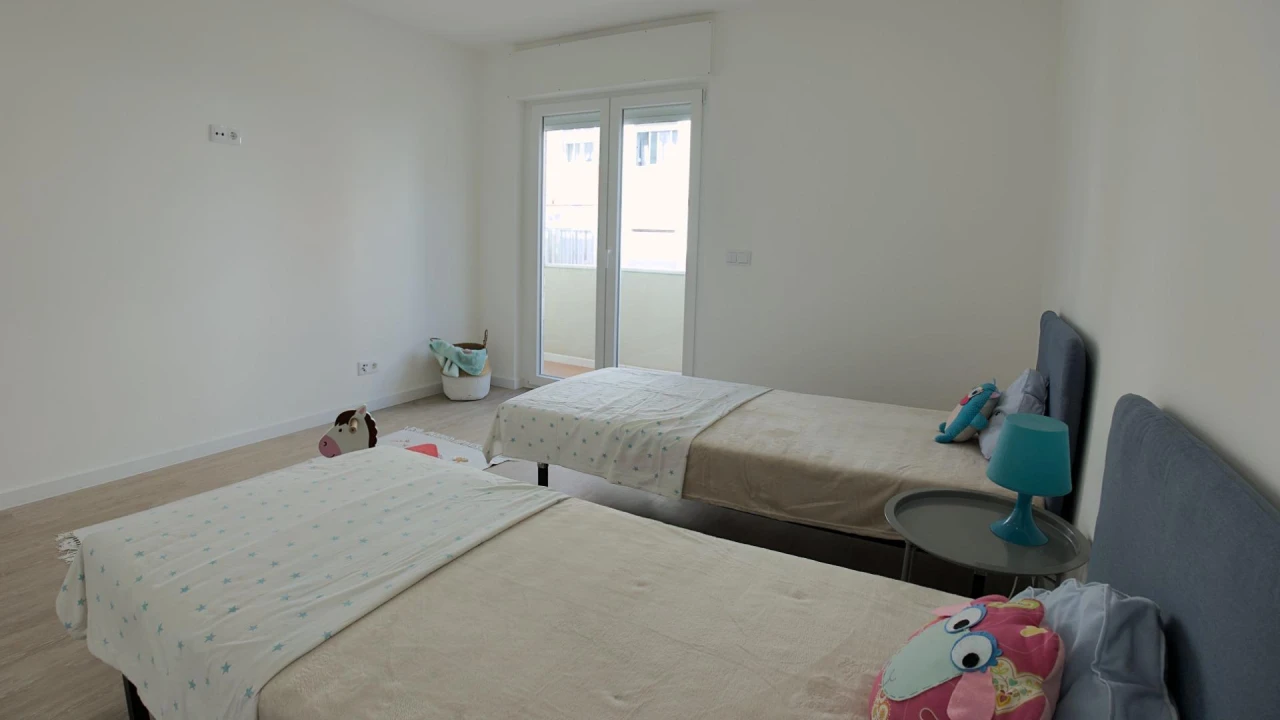 Apartamento T3 para Venda em Agualva e Mira-Sintra Foto 12