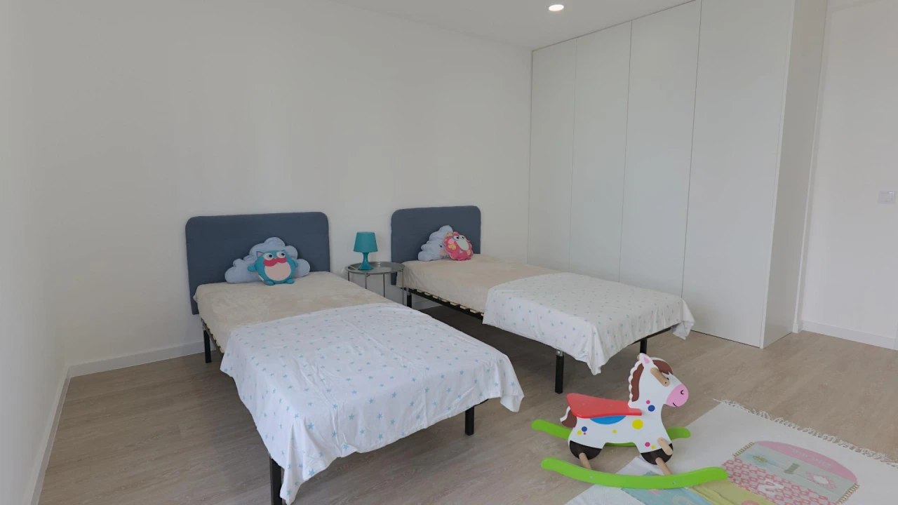 Apartamento T3 para Venda em Agualva e Mira-Sintra Foto 13