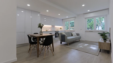 Apartamento T3 para Venda em Agualva e Mira-Sintra